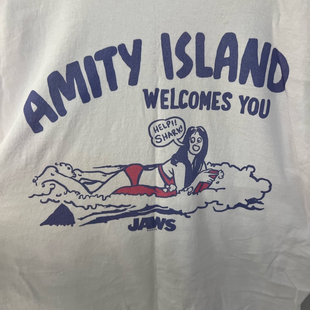 Amity Island Jaws T Size Large